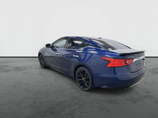 Used 2017 Nissan Maxima SR w/ Midnight Edition FWD image 2