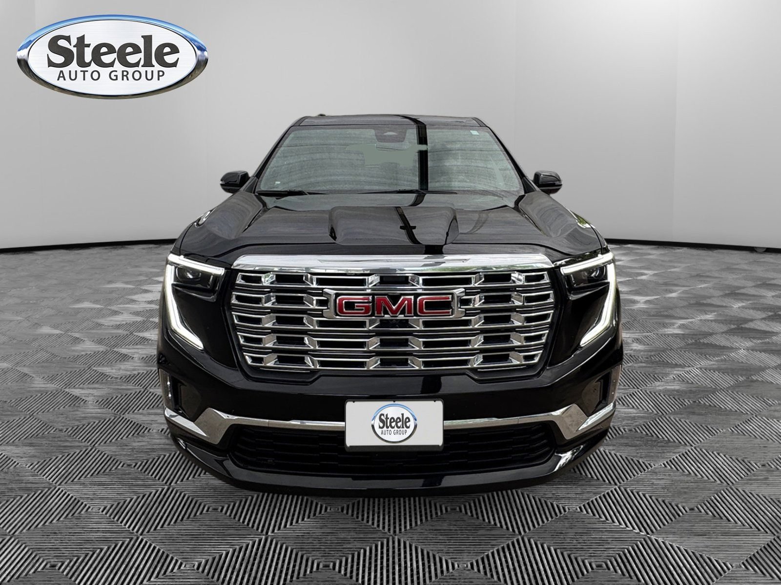 Certified 2025 GMC Acadia Denali w/ LPO, Floor Liner Package AWD/4WD image 8