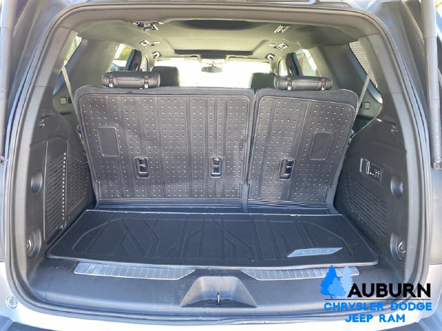 Used 2022 Chevrolet Tahoe Z71 w/ Z71 Off-Road Package AWD/4WD image 18
