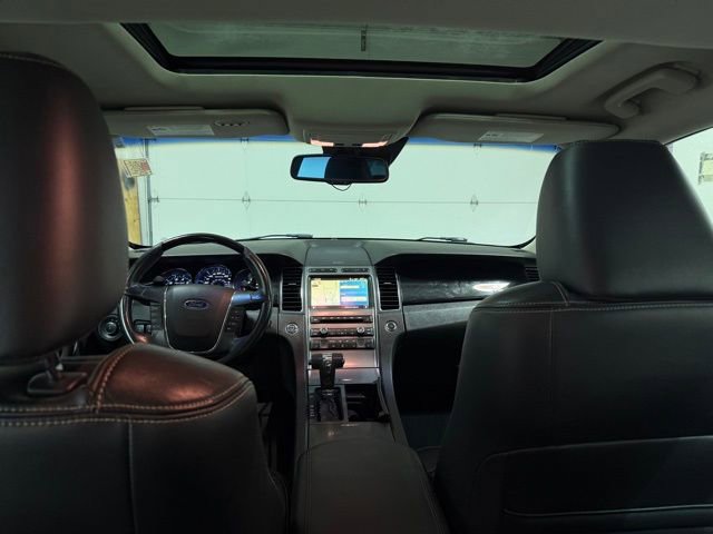 Used 2010 Ford Taurus Limited image 25