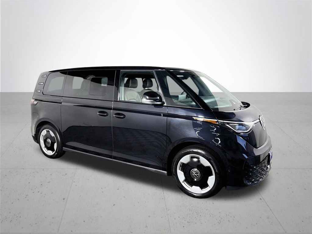 Certified 2025 Volkswagen ID. Buzz Pro S RWD image 5