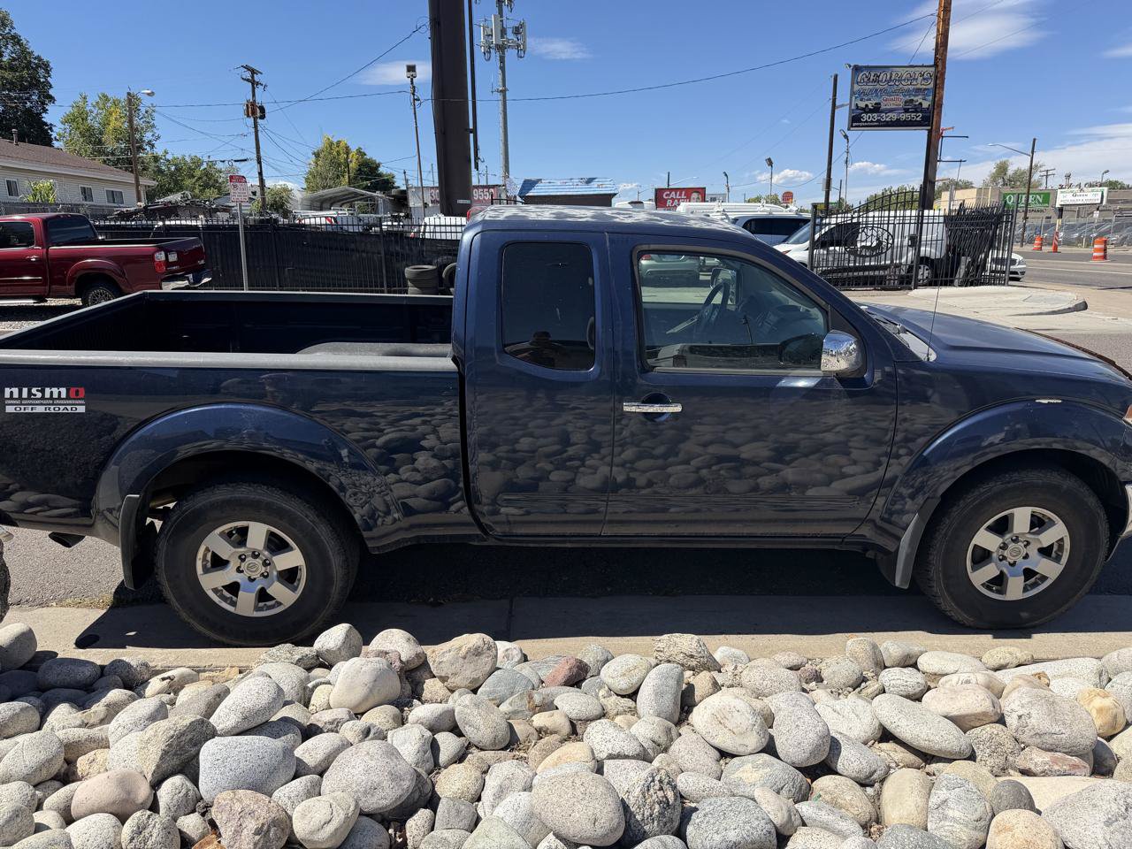 Used 2006 Nissan Frontier NISMO AWD/4WD image 6