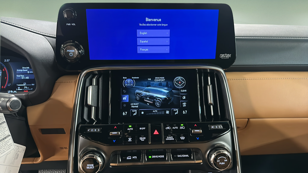 New 2026 Lexus LX 700h Luxury AWD/4WD image 18