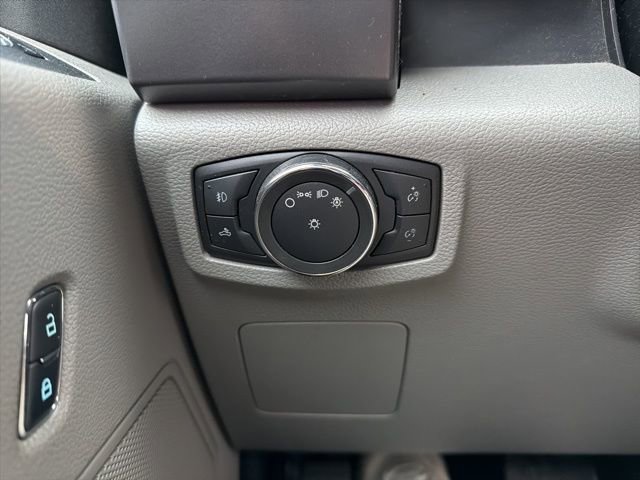 Used 2016 Ford F150 XLT image 24