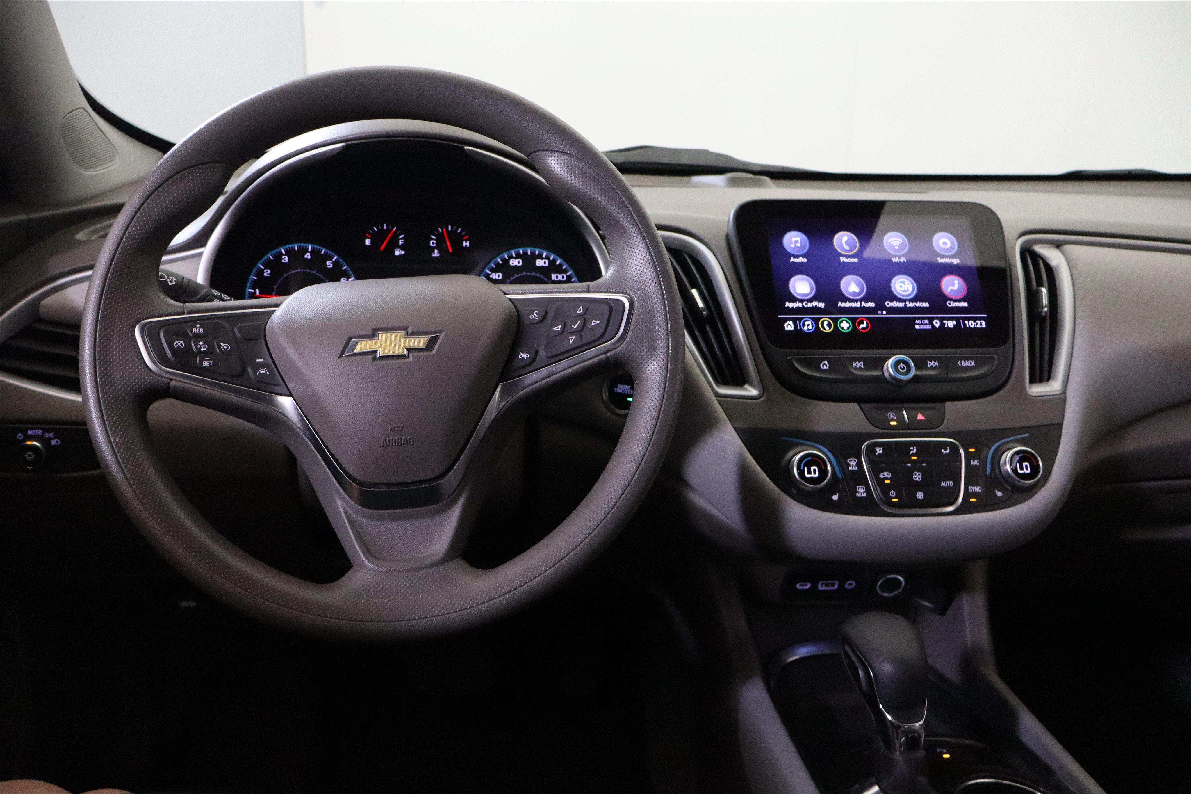 Used 2025 Chevrolet Malibu LT FWD image 23