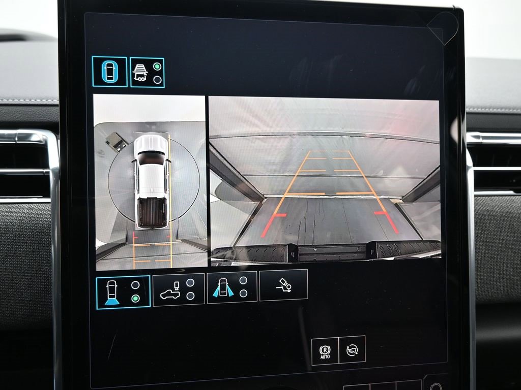 New 2026 GMC Sierra EV Elevation image 16