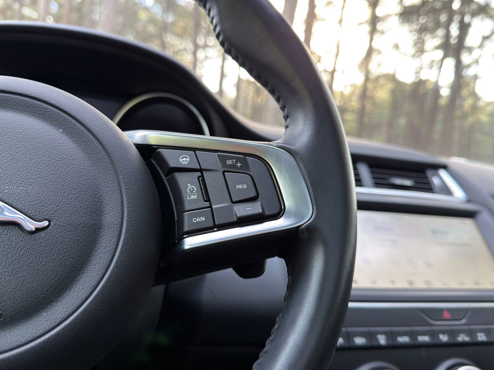 Used 2020 Jaguar E-PACE image 24