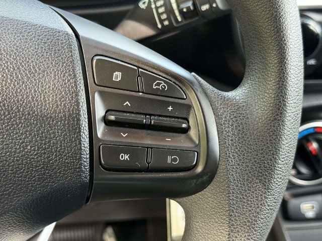Used 2023 Hyundai Venue SE w/ Cargo Package FWD image 19