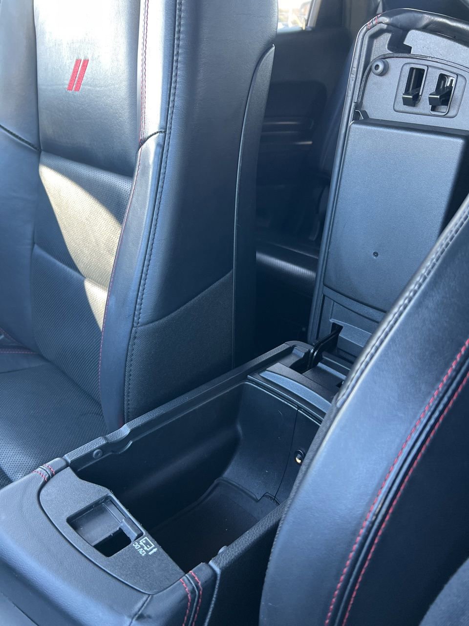 Used 2023 Dodge Durango GT image 31