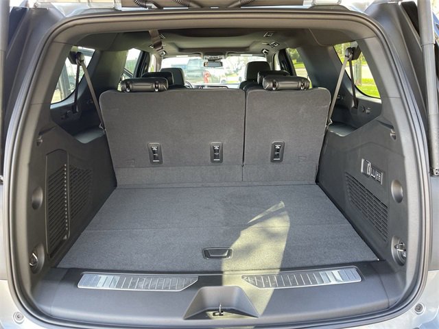 New 2026 Chevrolet Suburban Premier w/ Sun And Tow Package image 25