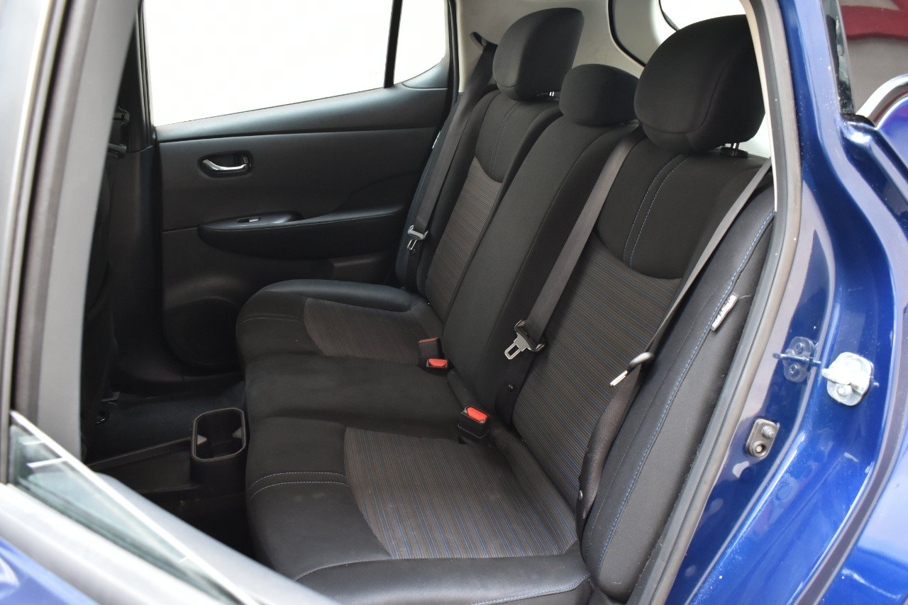 Used 2025 Nissan Leaf S FWD image 16