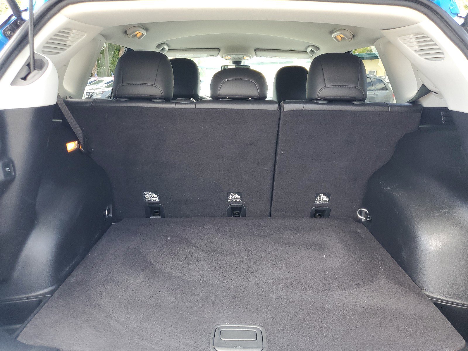 Used 2017 Jeep Compass Latitude image 14