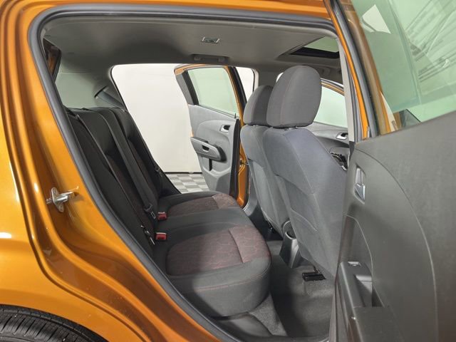 Used 2017 Chevrolet Sonic LT w/ Fun and Sun Package image 43