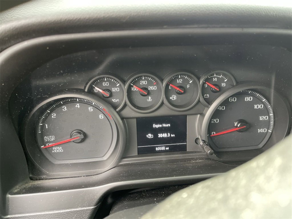 Used 2020 Chevrolet Silverado 1500 Custom w/ Custom Value Package image 10