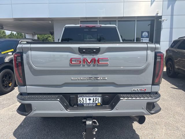 Used 2025 GMC Sierra 2500 AT4 w/ AT4 Premium Plus Package AWD/4WD image 4