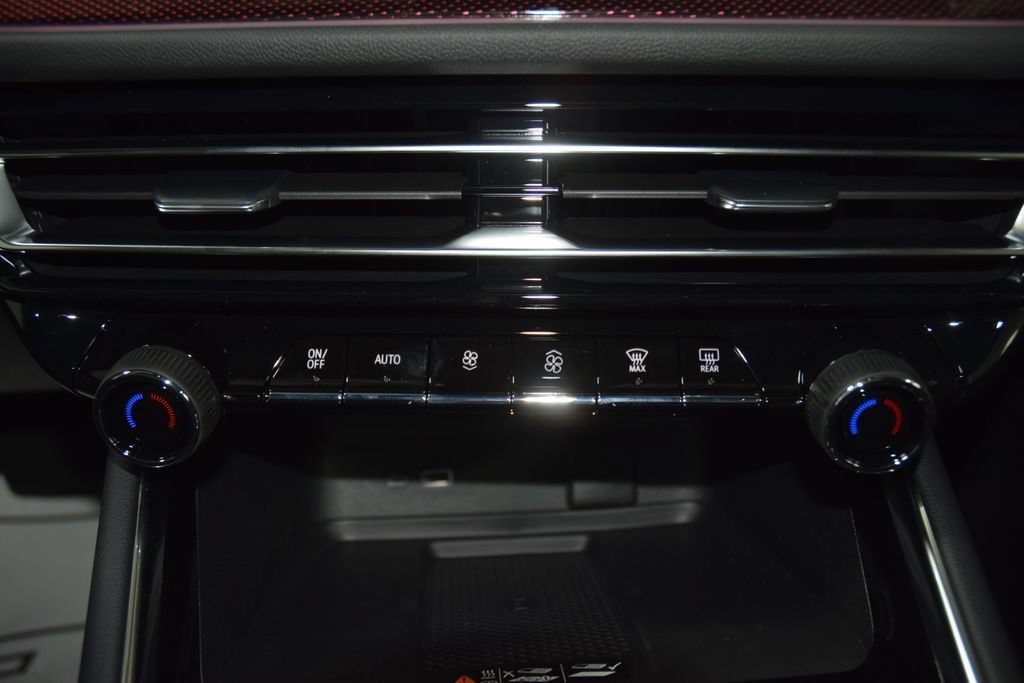 New 2026 Chevrolet Traverse RS AWD/4WD image 34