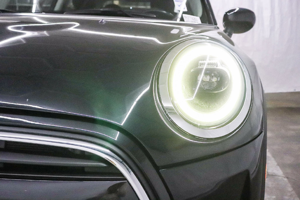 Used 2023 MINI Cooper 2-Door Hardtop FWD image 10