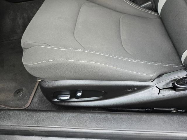 Used 2019 Chevrolet Camaro LT image 13