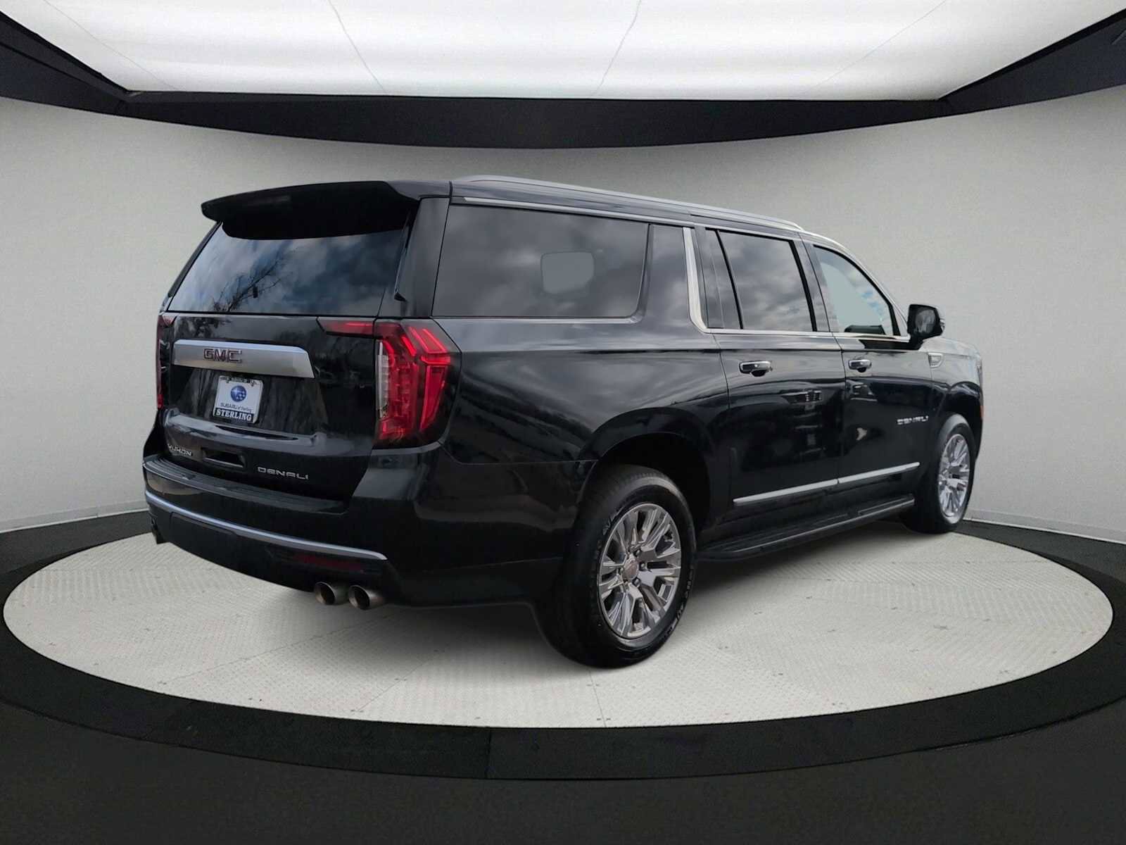 Used 2024 GMC Yukon XL Denali image 8