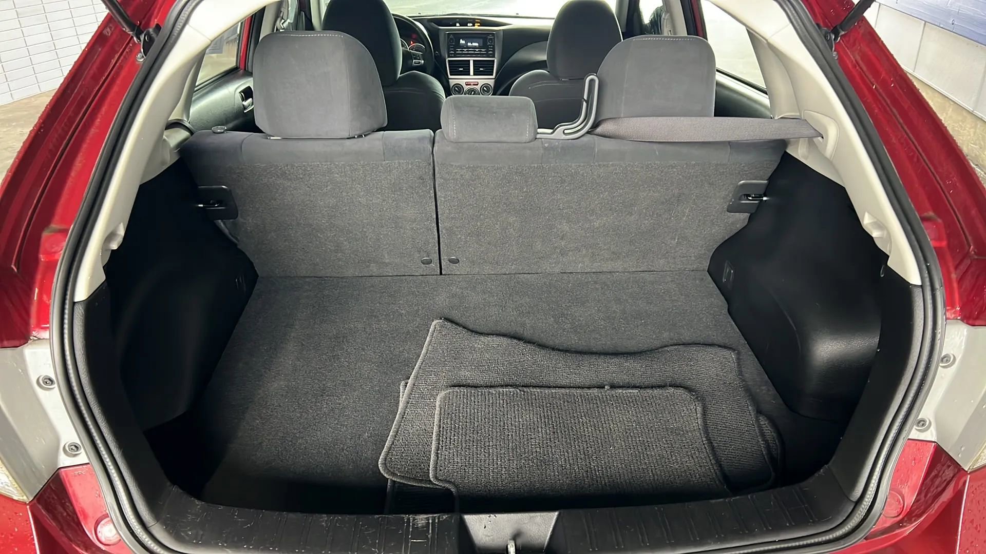 Used 2011 Subaru Impreza 2.5i Premium w/ PWR Moonroof Value Pkg image 10