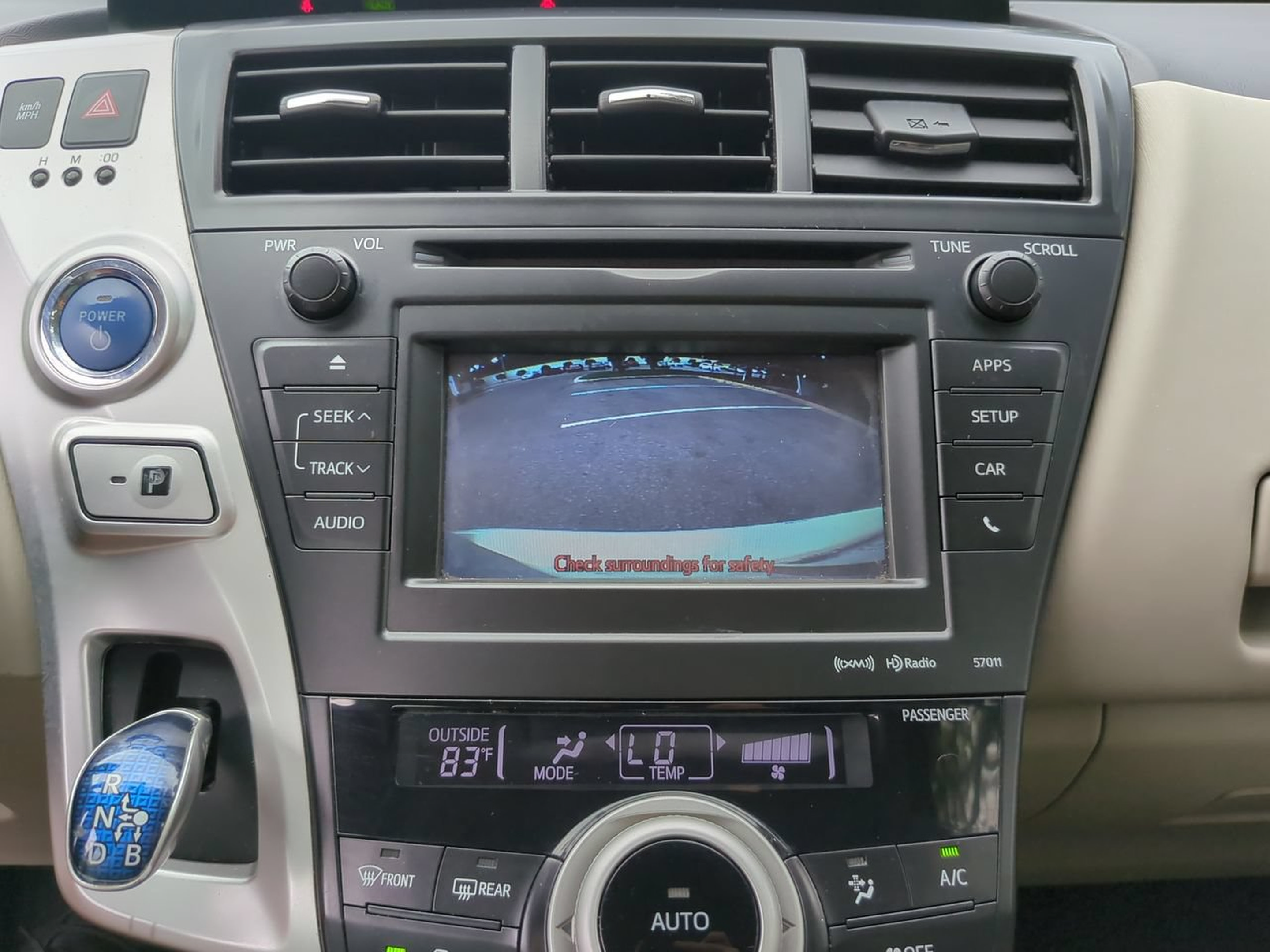 Used 2014 Toyota Prius V Five FWD image 25