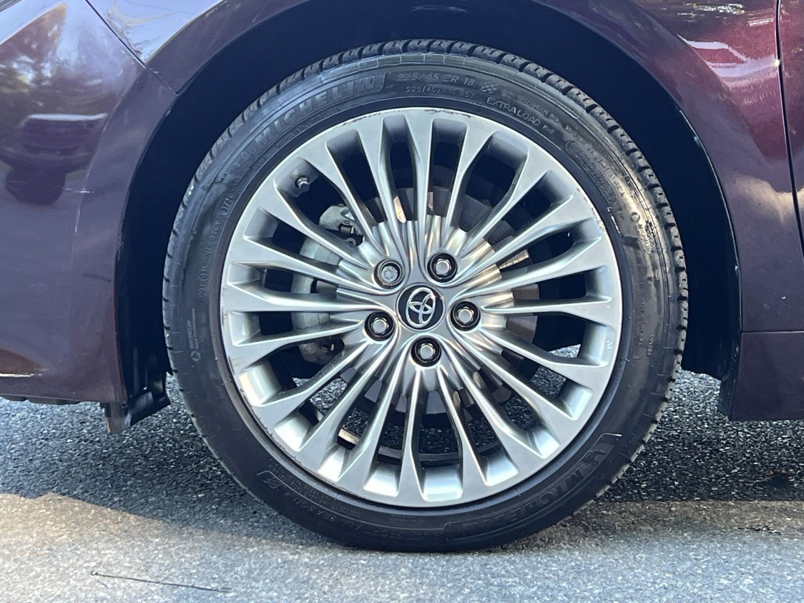 Used 2017 Toyota Avalon Limited FWD image 16