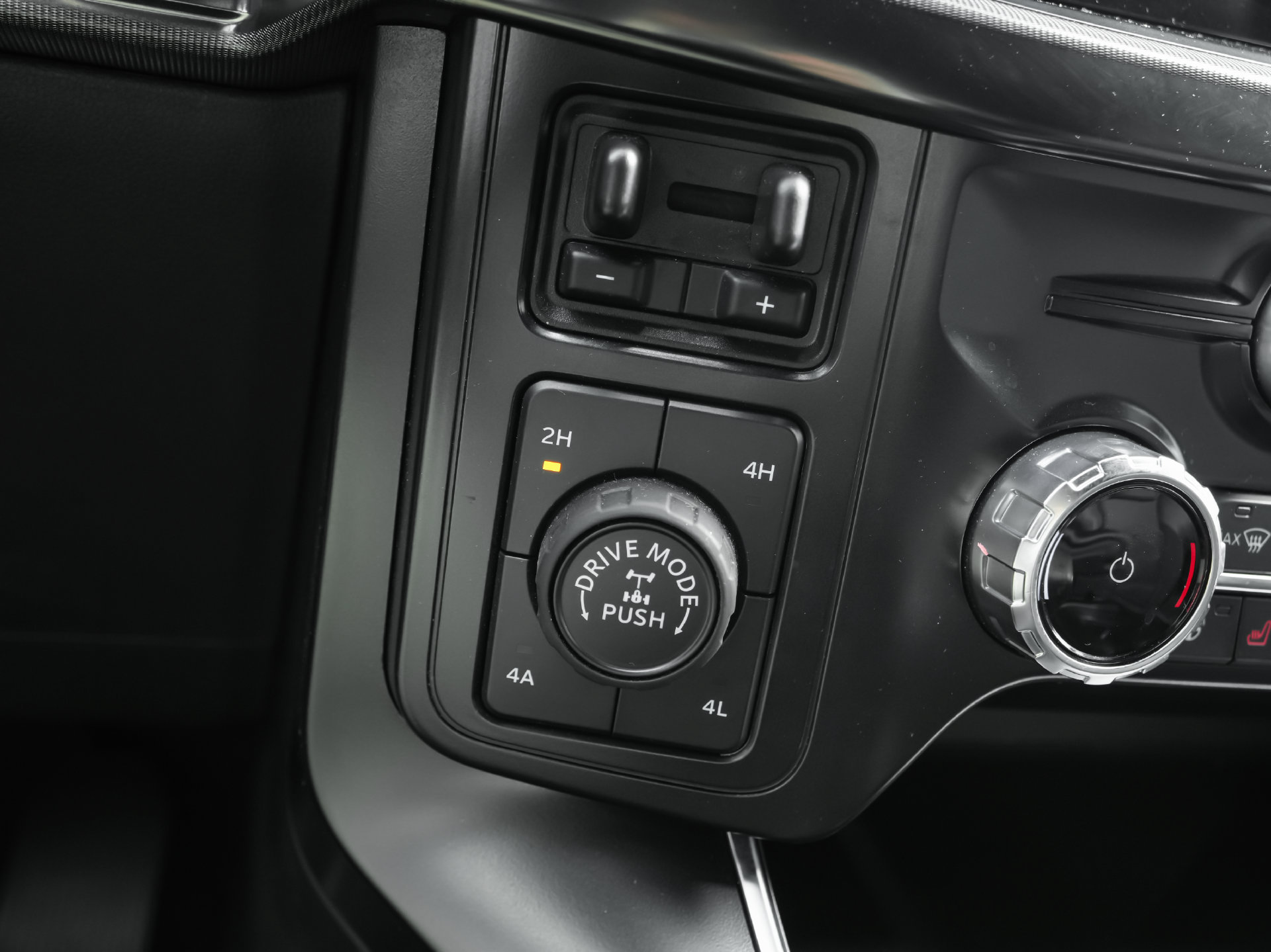 Used 2025 Ford F150 Raptor AWD/4WD image 20