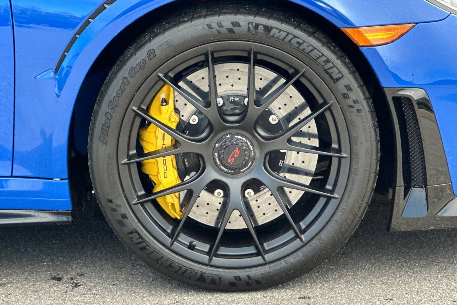 Certified 2019 Porsche 911 GT2 RS RWD image 40