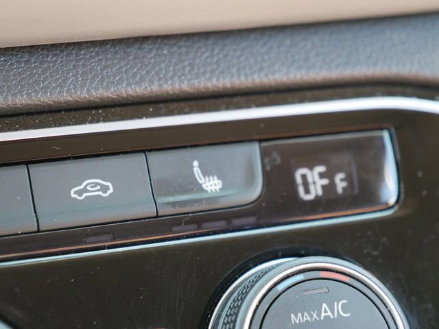 Certified 2023 Volkswagen Atlas SE image 32