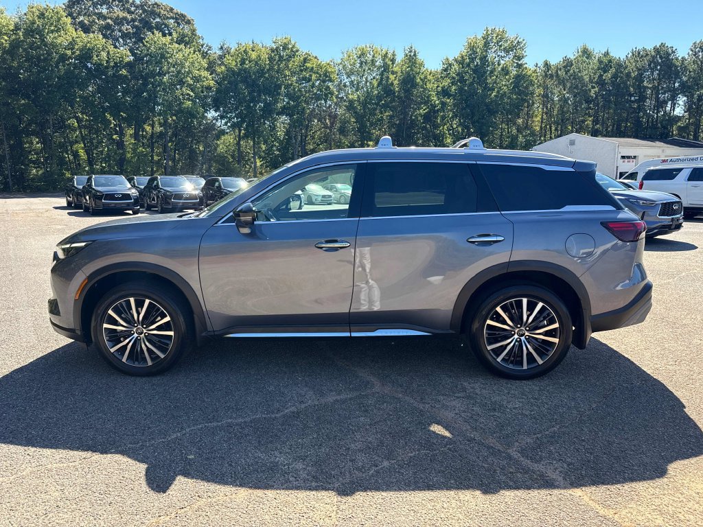 Used 2023 INFINITI QX60 Sensory w/ Cargo Package AWD/4WD image 9