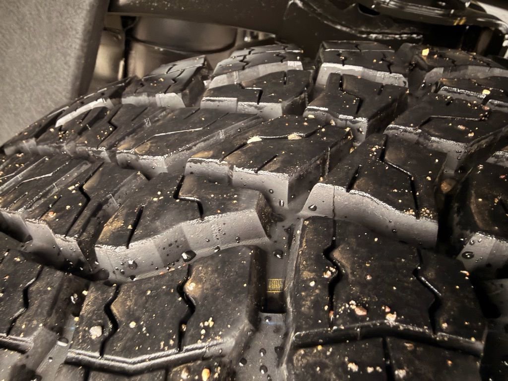 Used 2024 GMC Canyon AT4X image 14