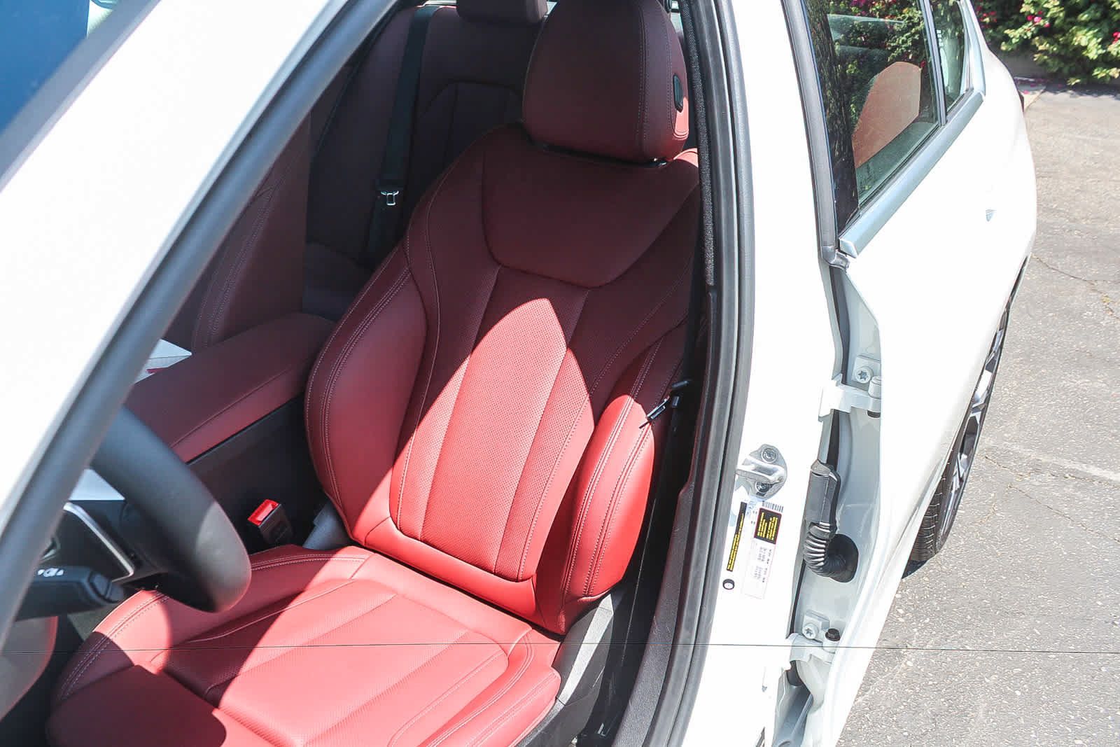 Used 2026 BMW 330i Sedan w/ Convenience Package RWD image 25