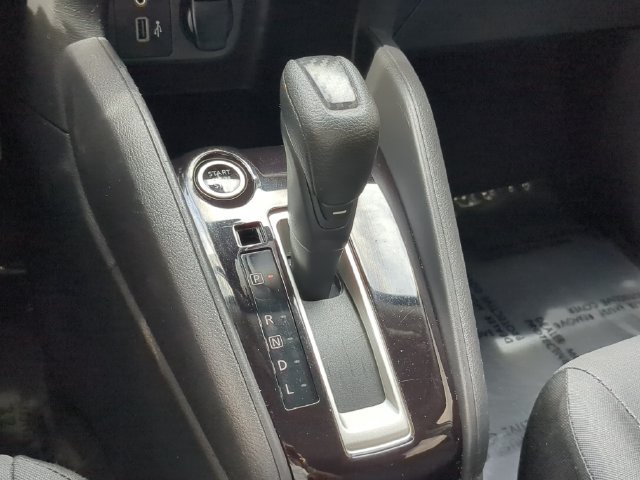 Used 2020 Nissan Versa S FWD image 25