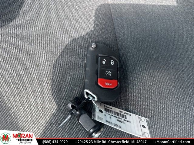 Used 2024 Jeep Wrangler Sport S image 25