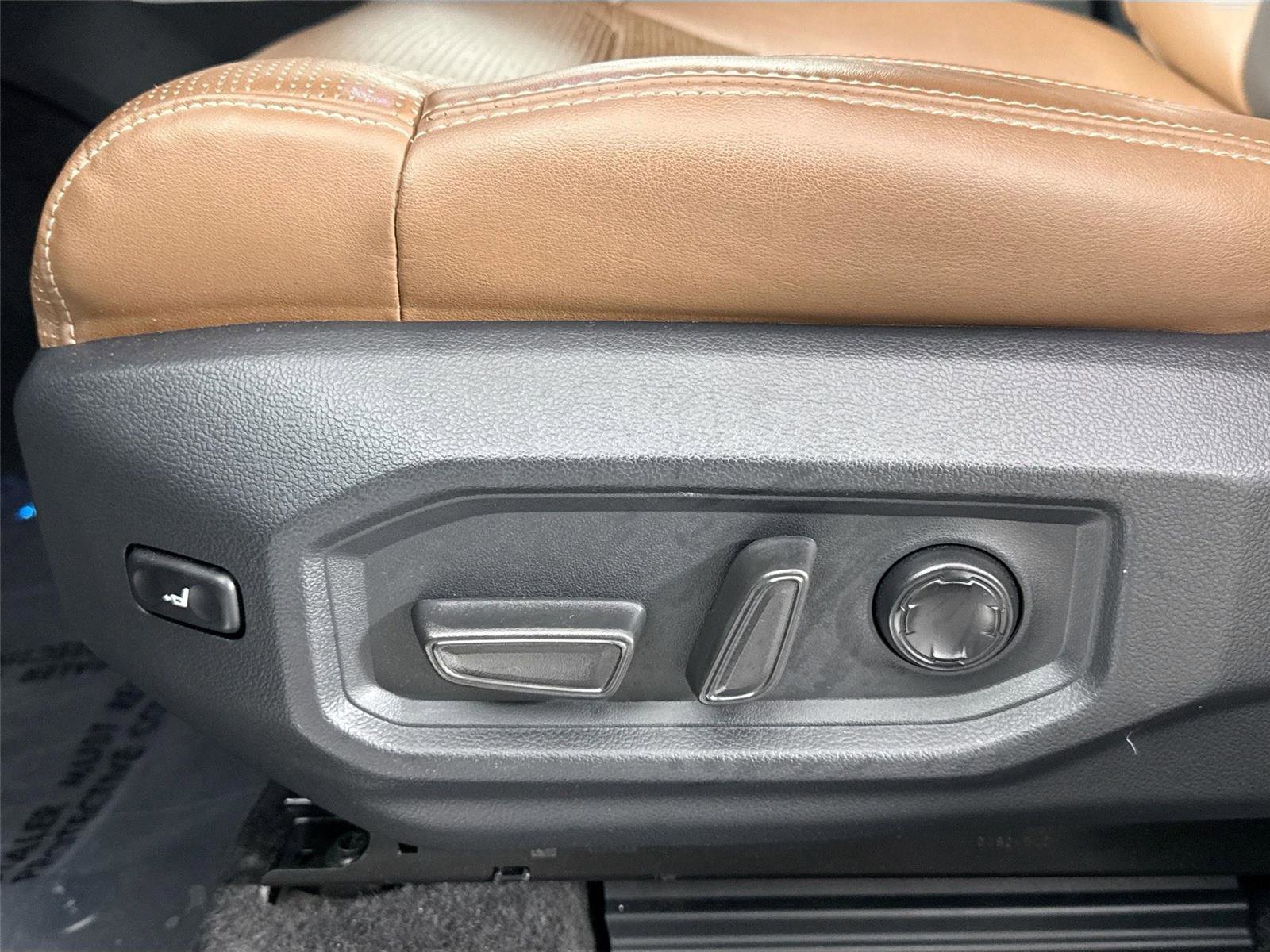 Used 2023 Toyota Tundra 1794 Edition image 31