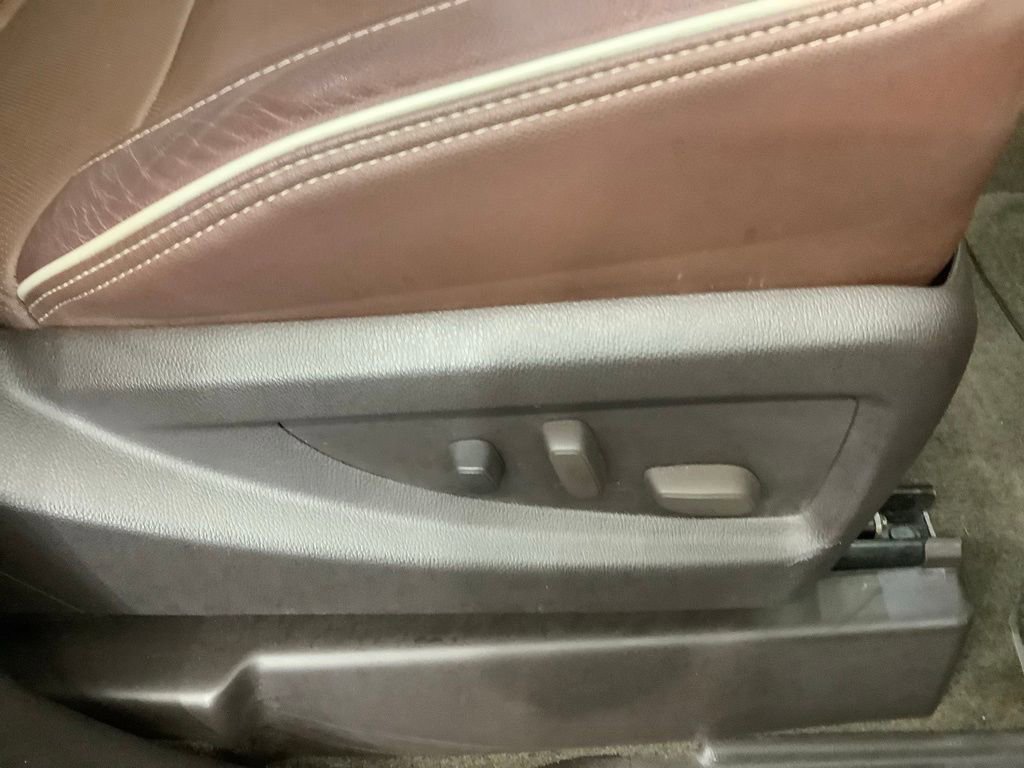 Used 2016 Chevrolet Silverado 2500 High Country w/ Duramax Plus Package image 24