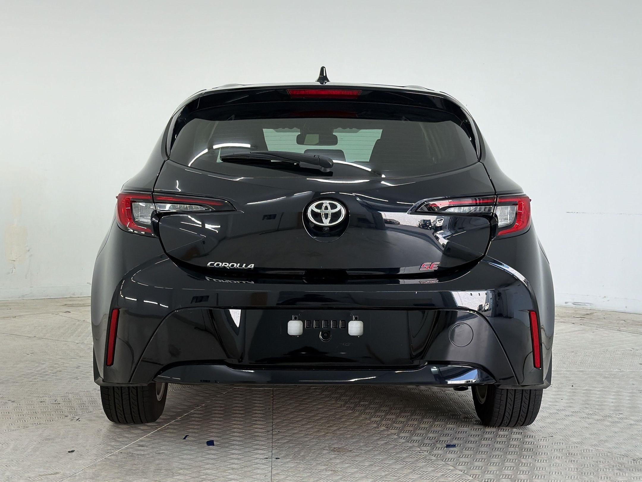 Used 2025 Toyota Corolla SE FWD image 10