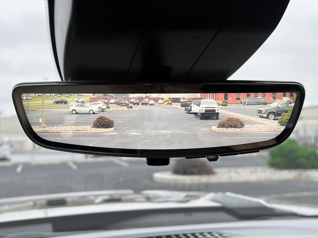 Used 2025 Chevrolet Silverado 2500 ZR2 w/ Technology Package image 8