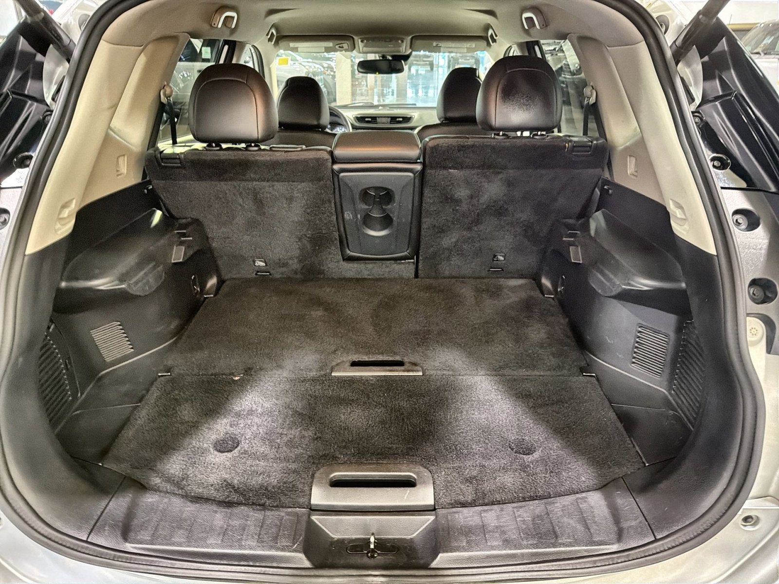 Used 2019 Nissan Rogue SL image 28