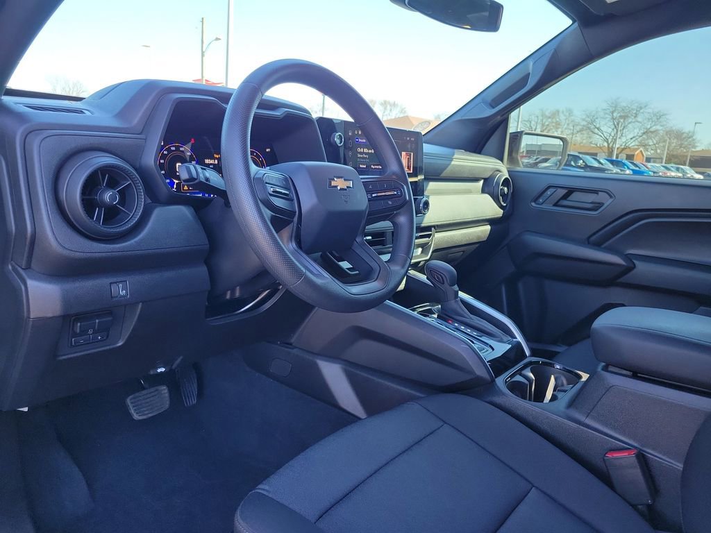 Used 2024 Chevrolet Colorado W/T w/ Safety Package image 22