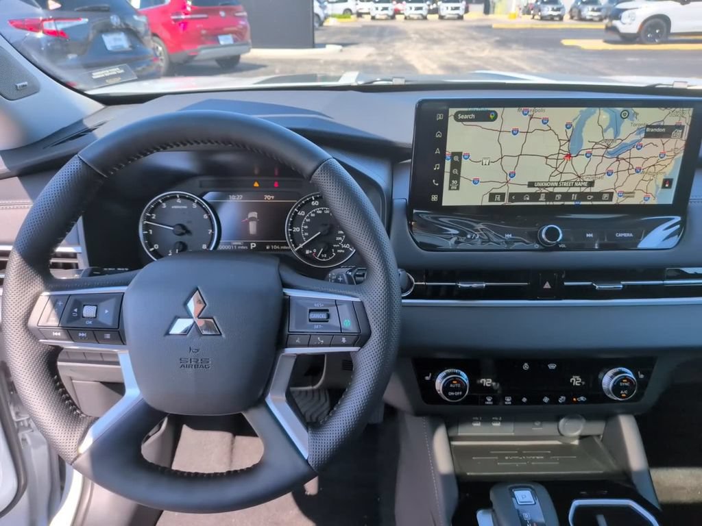 New 2026 Mitsubishi Outlander AWD image 28