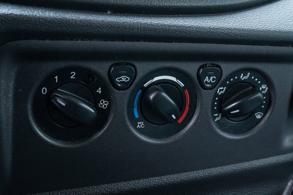 Used 2017 Ford Transit 350 XL image 24