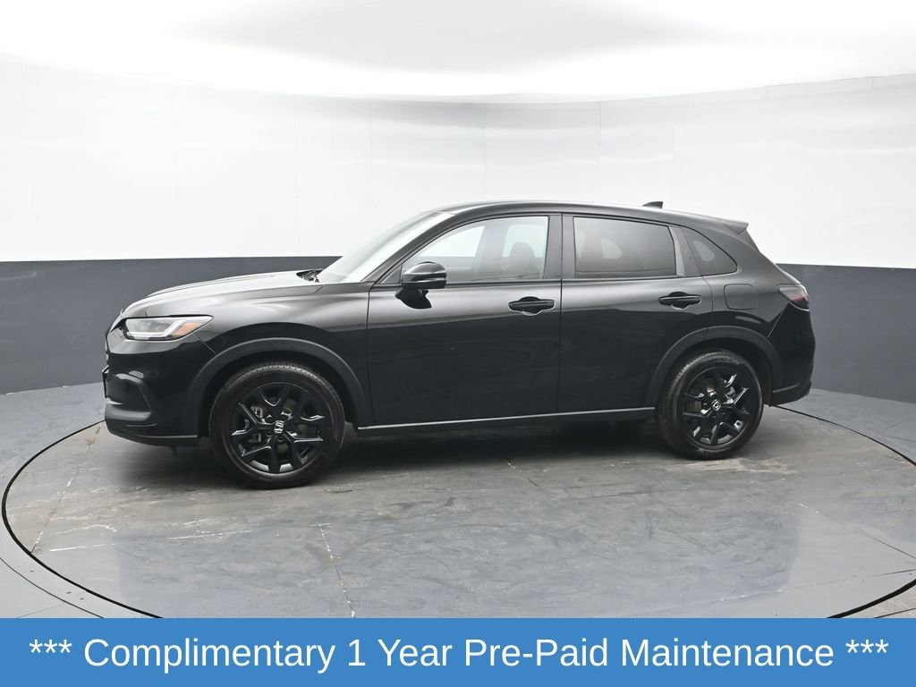 Used 2025 Honda HR-V Sport image 2