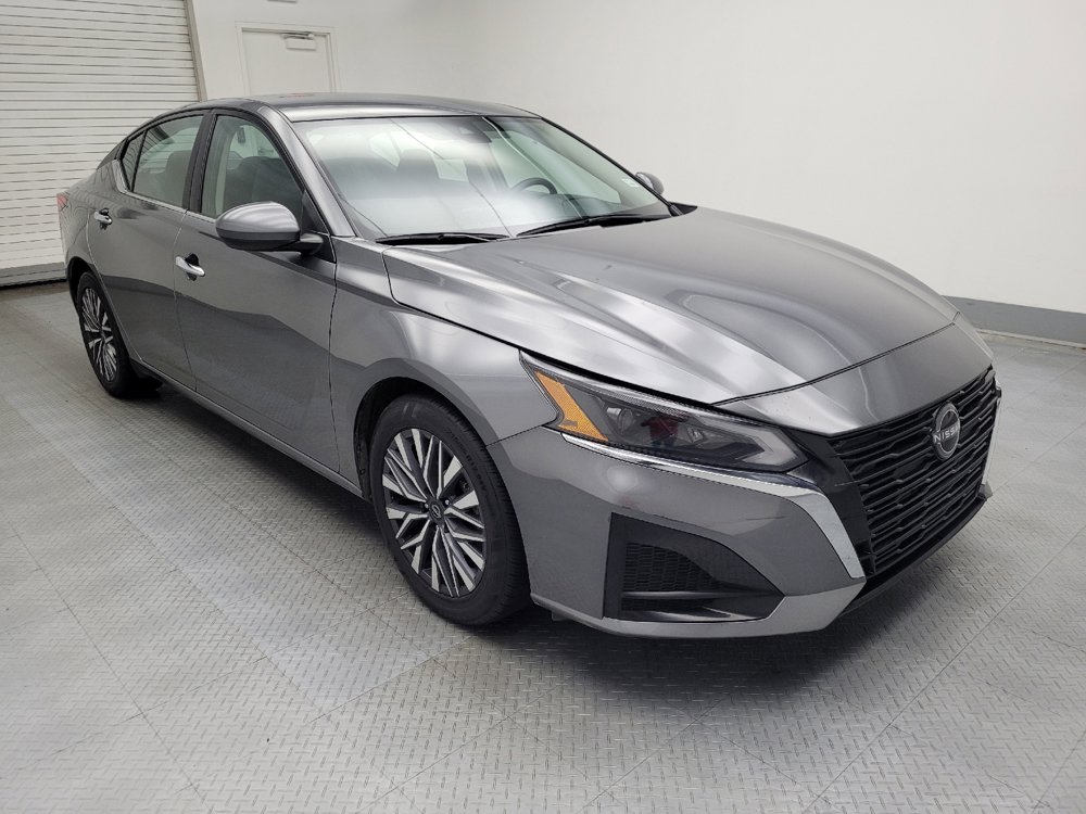 Used 2023 Nissan Altima 2.5 SV image 13