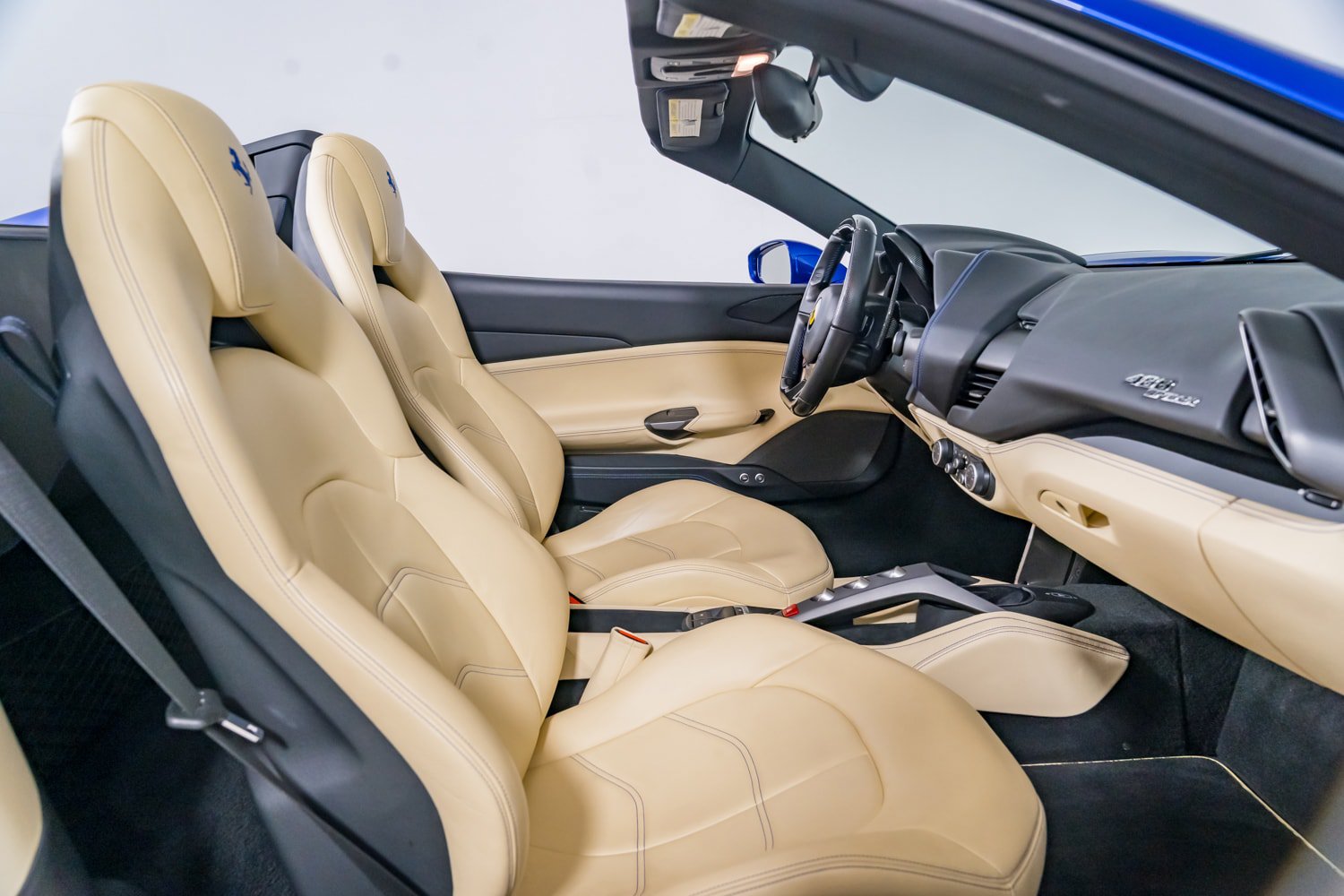 Certified 2019 Ferrari 488 Spider RWD image 36