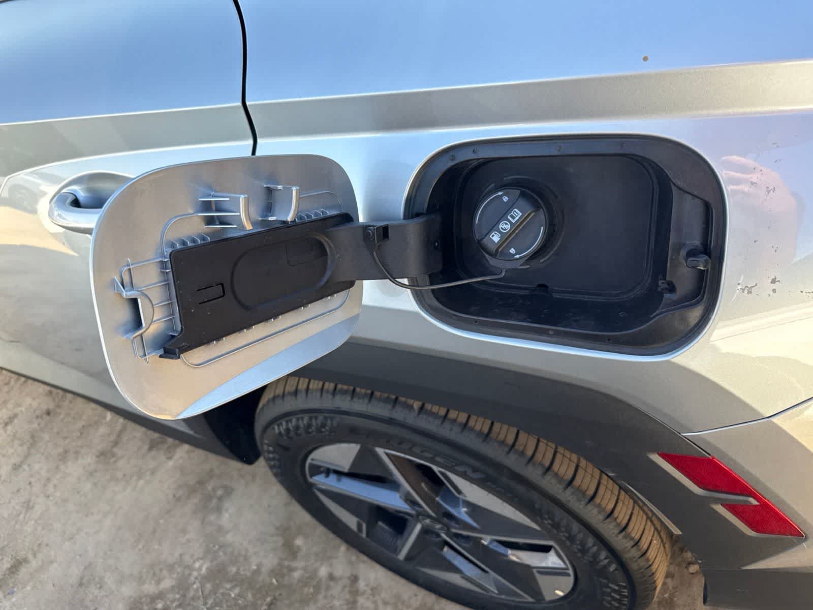 Used 2026 Hyundai Tucson SEL FWD image 9