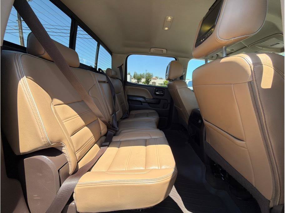 Used 2018 GMC Sierra 3500 Denali w/ Duramax Plus Package AWD/4WD image 12