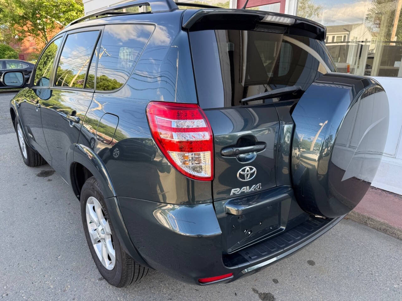 Used 2012 Toyota RAV4 Limited w/ Premium Plus Value Pkg AWD/4WD image 7