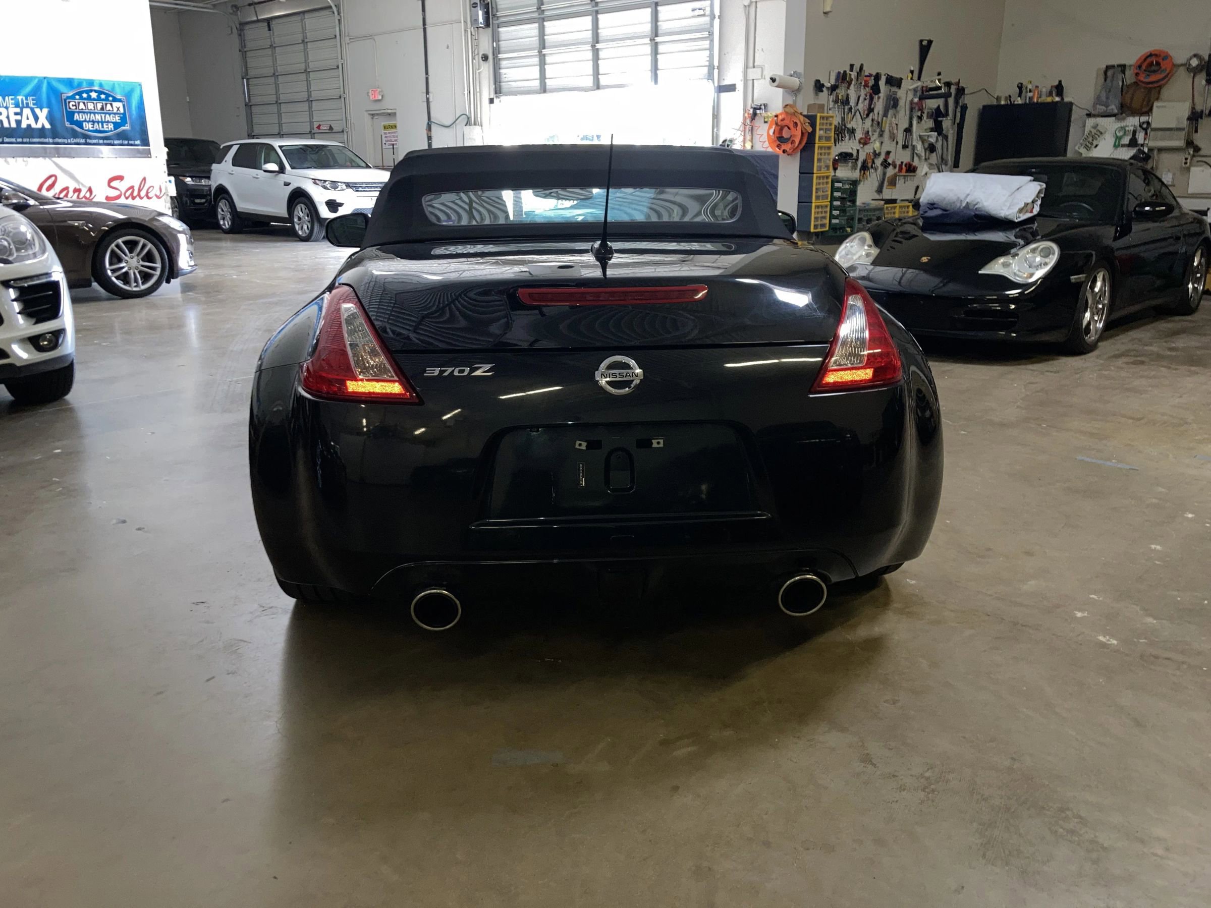Used 2012 Nissan 370Z Touring w/ Sport Pkg RWD image 6