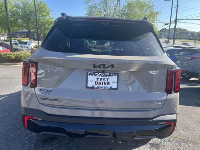 Used 2026 Kia Sorento SX Prestige w/ Olive Brown Leather Package image 4